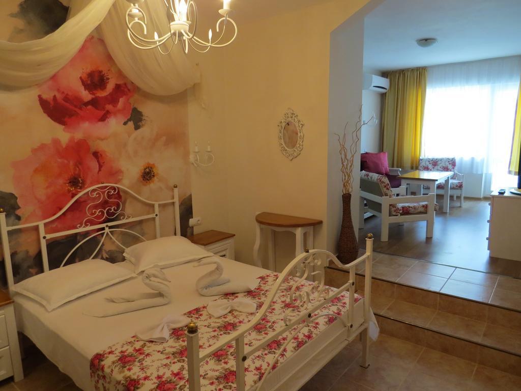 Family Hotel Sofi Sozopol Room photo